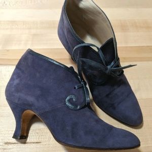Manolo Blahnik periwinkle kid suede bootie
